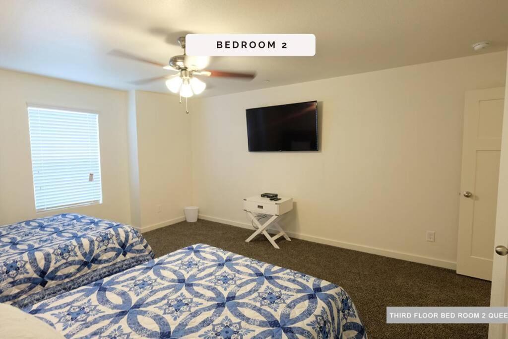 3 Story, 3 Bdrm, 4 Beds, 2 Bath, North Houston, Iah - 10Bヴィラ エクステリア 写真